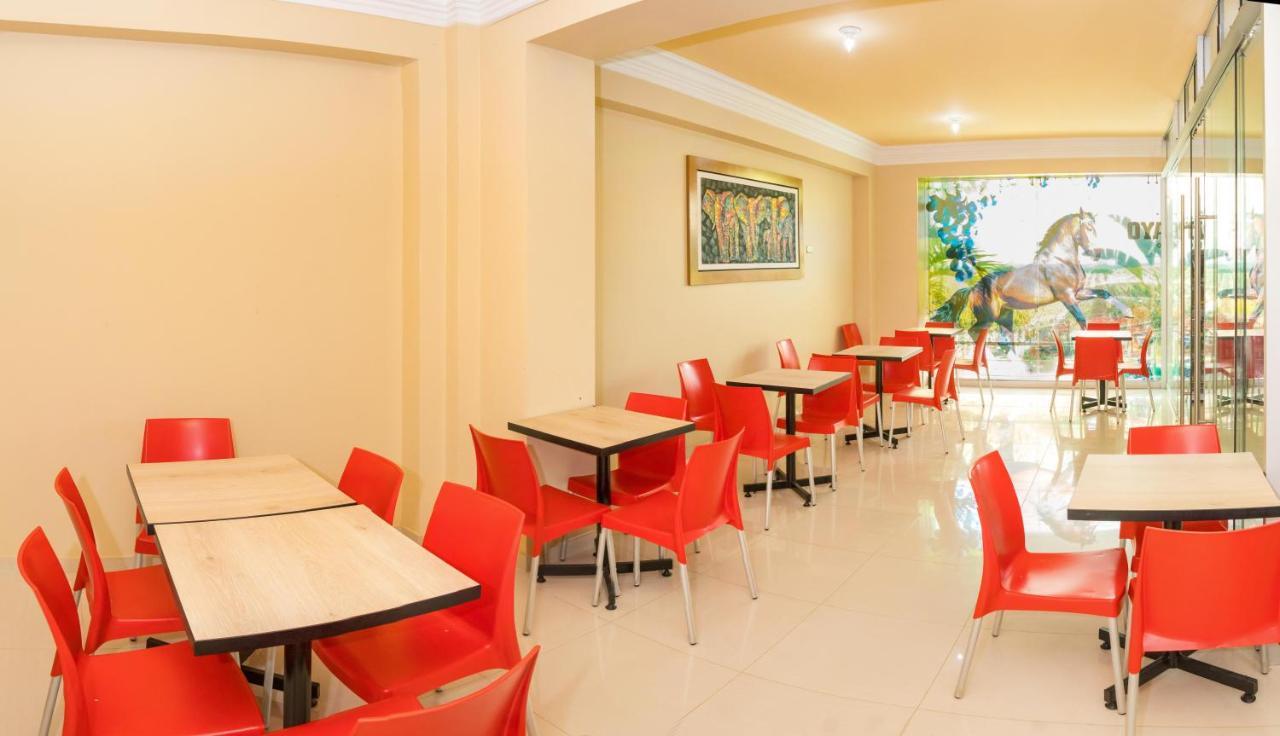 איקה Hotel Savilayo מראה חיצוני תמונה
